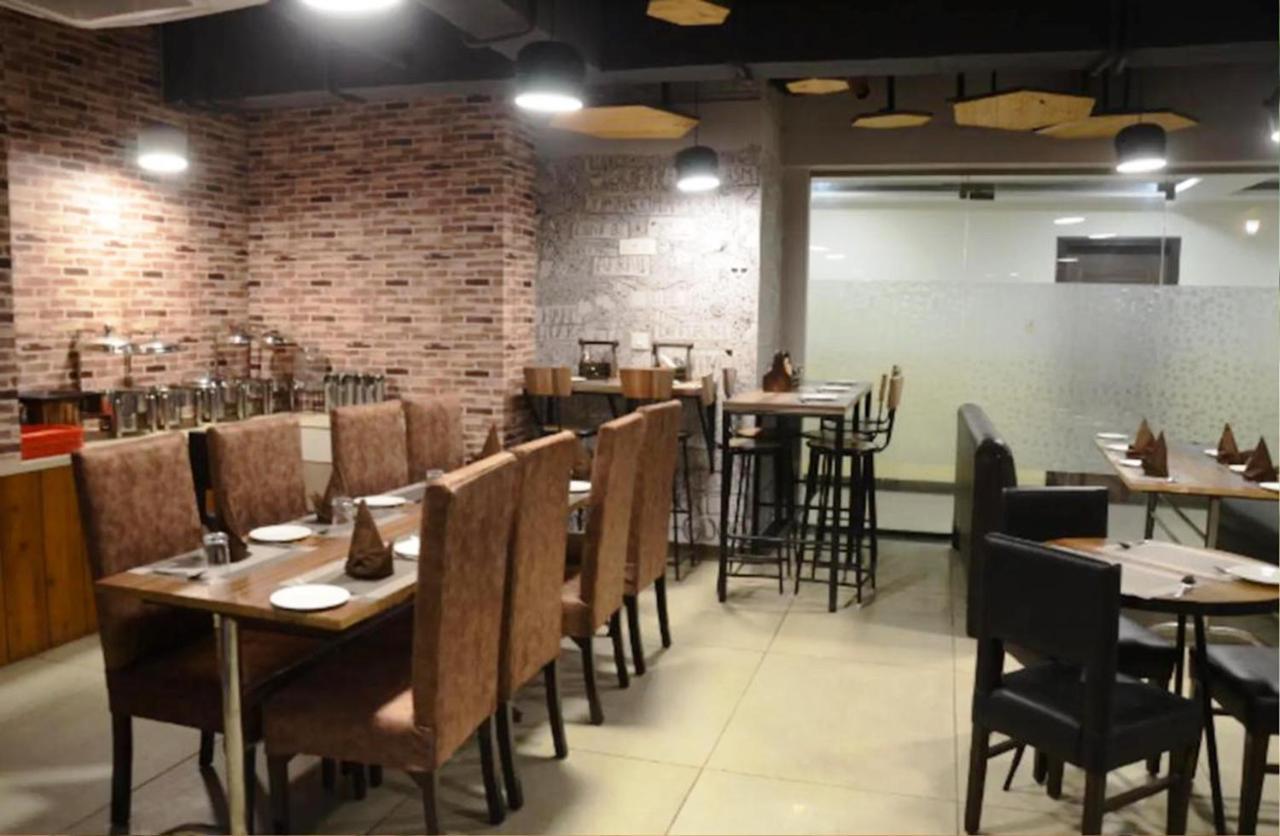 Hotel Citi Inn Grande Zirakpur Exterior photo
