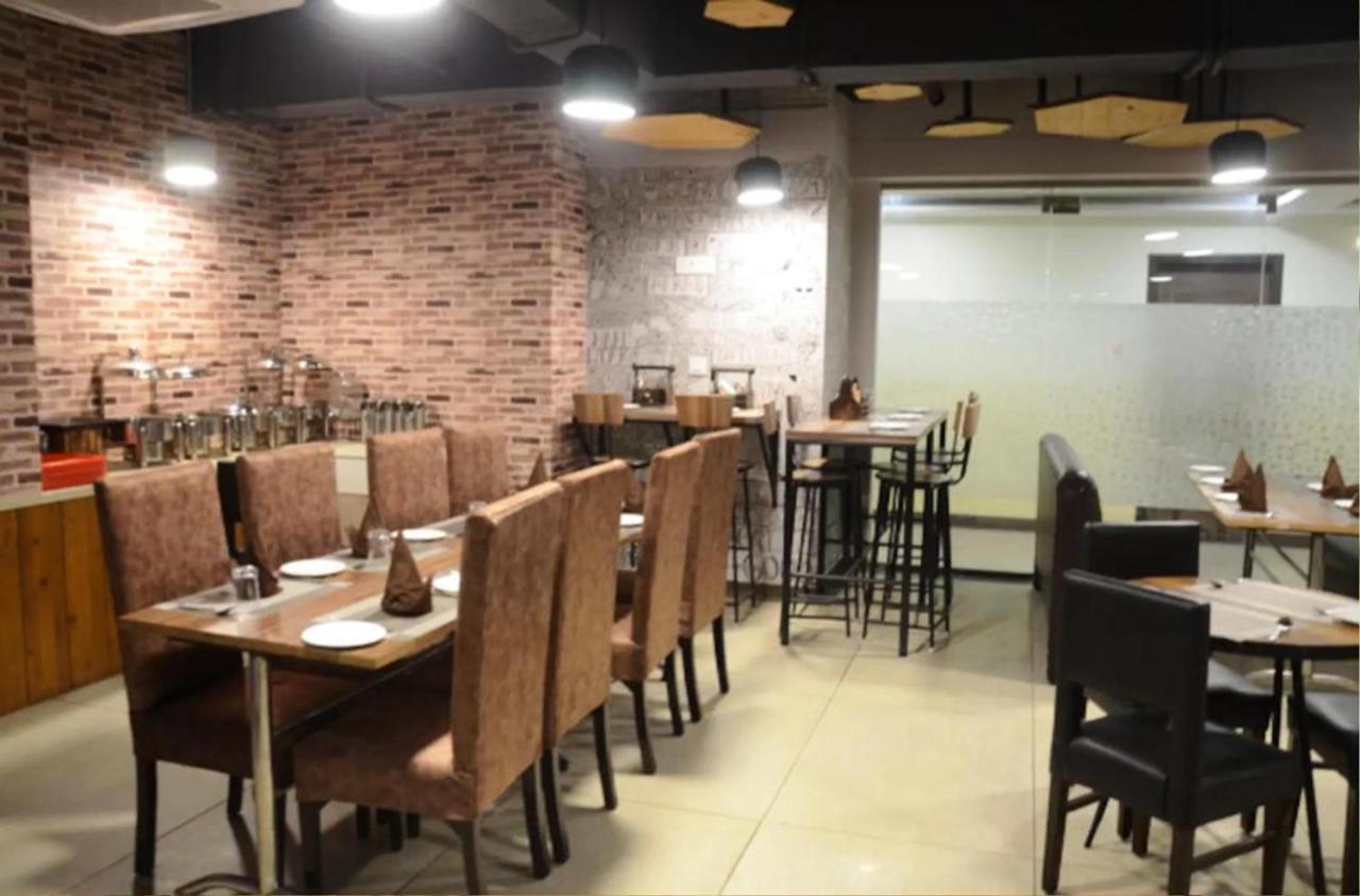 Hotel Citi Inn Grande Zirakpur Exterior photo